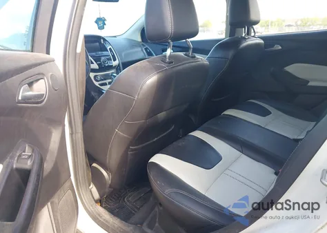 2012 Ford Focus Titanium из США, поврежденный, VIN 1FAHP3N21CL248521